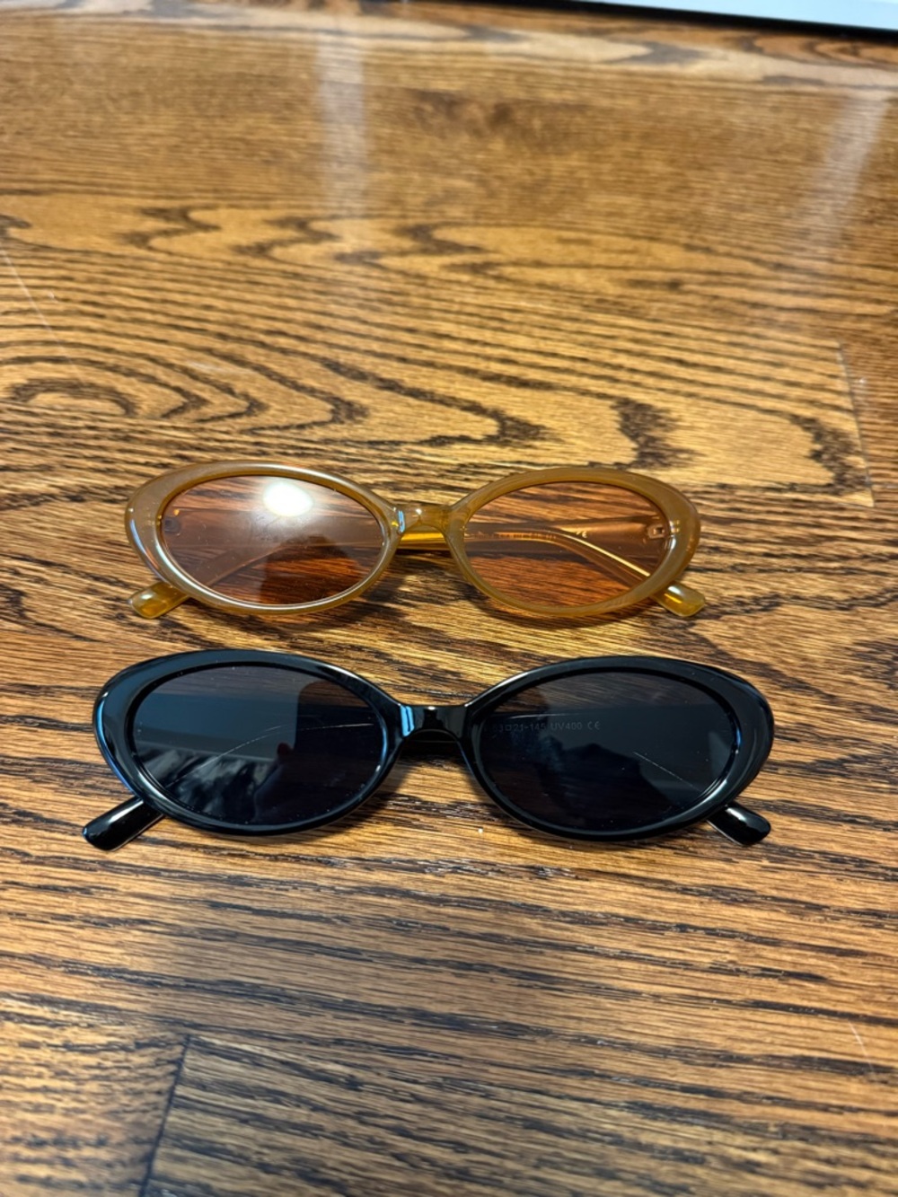 Stylish Women's Oval Sunglasses